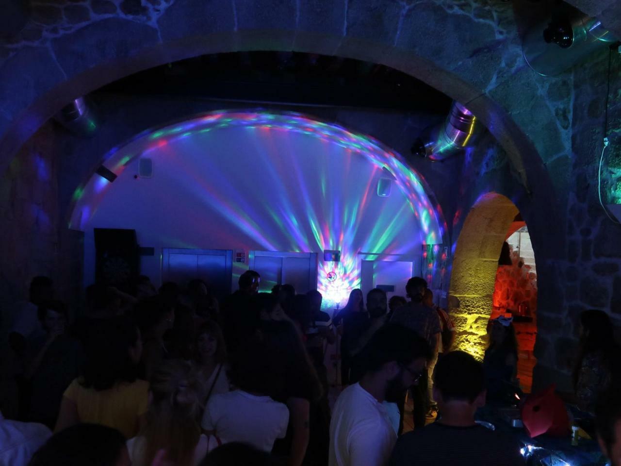 Bluesock Hostels Πόρτο Εξωτερικό φωτογραφία The nightclub